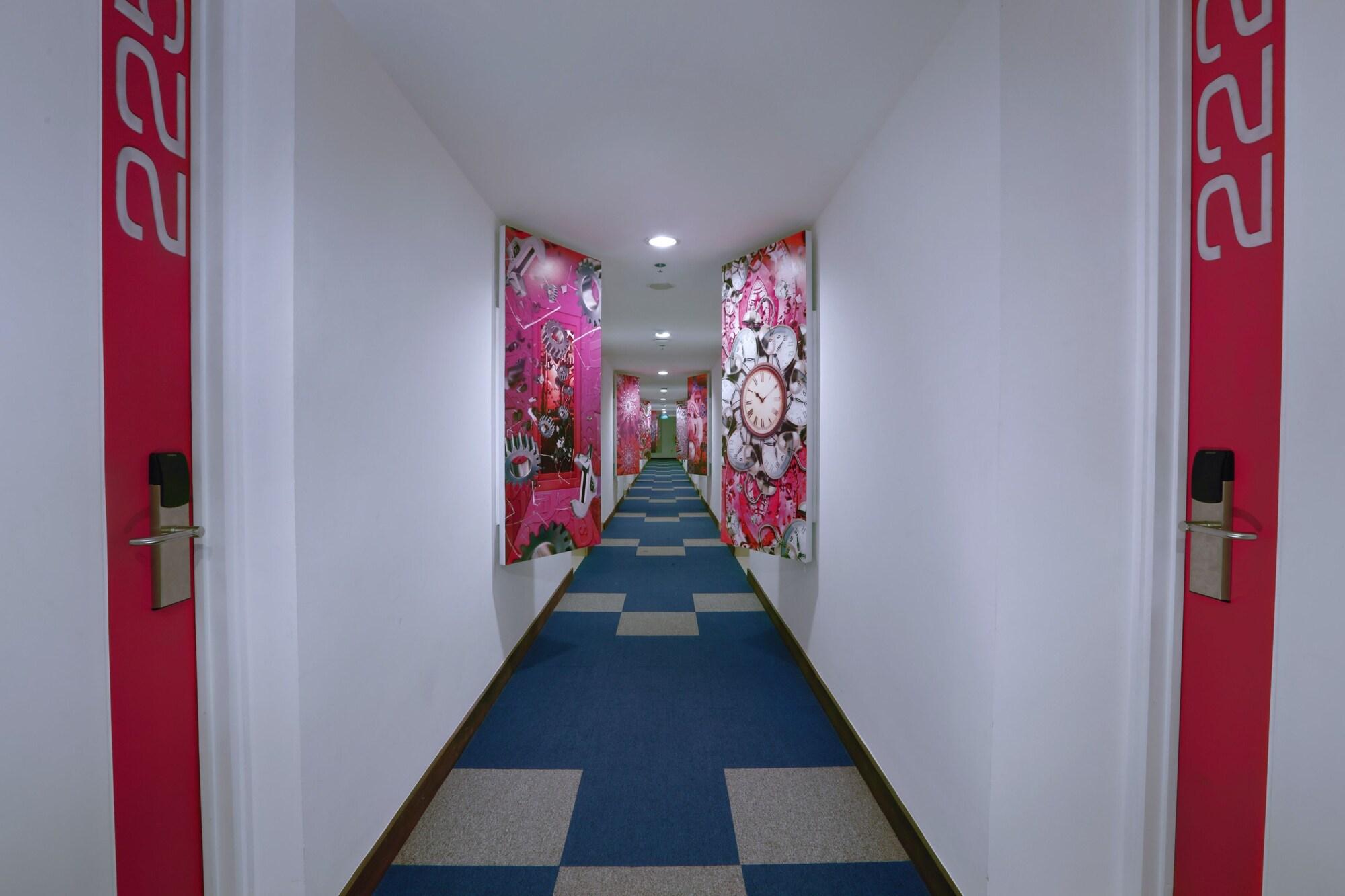 เฟฟโฮเต็ล กูตา การ์ติกา พลาซา Hotel ภายนอก รูปภาพ