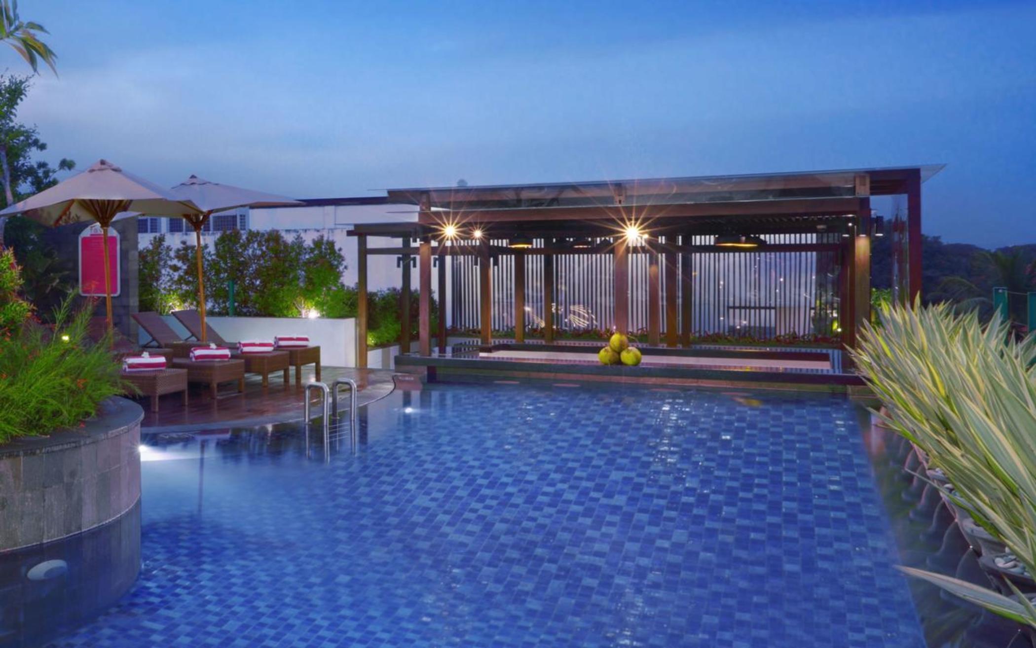 เฟฟโฮเต็ล กูตา การ์ติกา พลาซา Hotel ภายนอก รูปภาพ